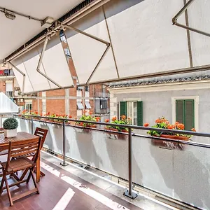 https://casa-paradisi.it-romehotels.com